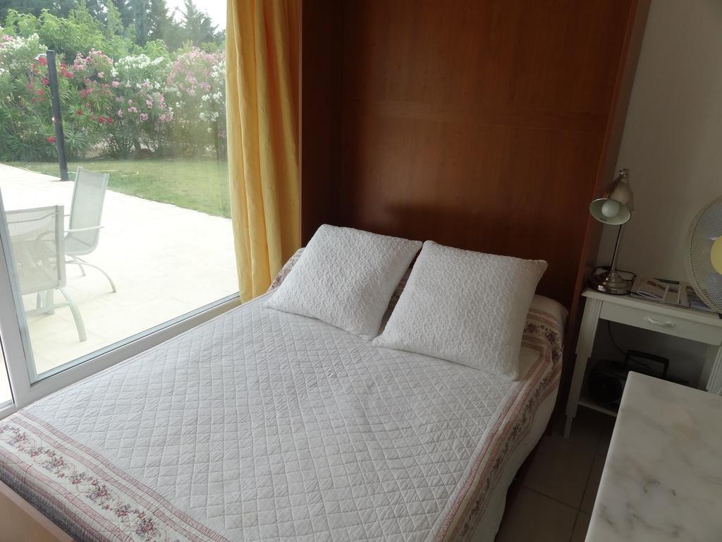 Locations Des Alpilles Apartment Saint-Remy-de-Provence Phòng bức ảnh